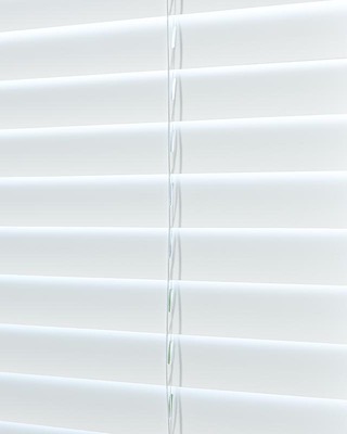 2'' 50mm cordless fauxwood venetian blinds