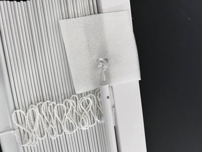 White 2"slats 50mm waterproof fauxwood pvc wood venetian blinds for window decoration