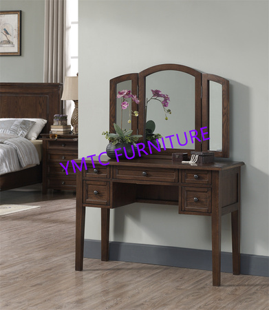American vintage dresser